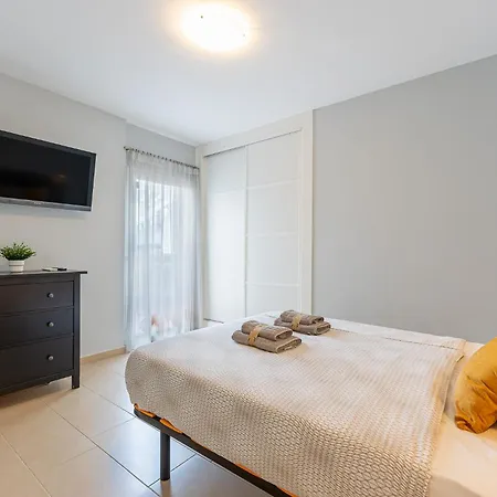 797 - Espacioso Piso En El Higueron Apartament