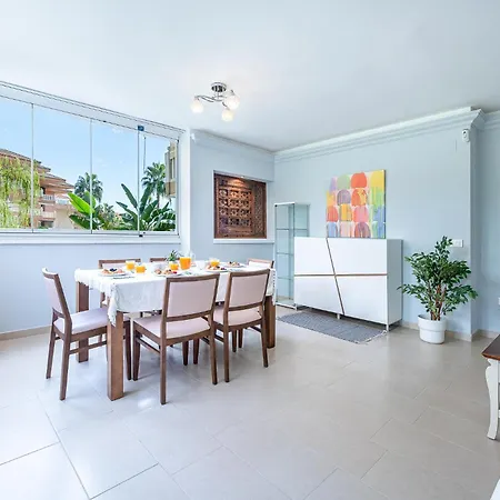 Apartament 797 - Espacioso Piso En El Higueron *