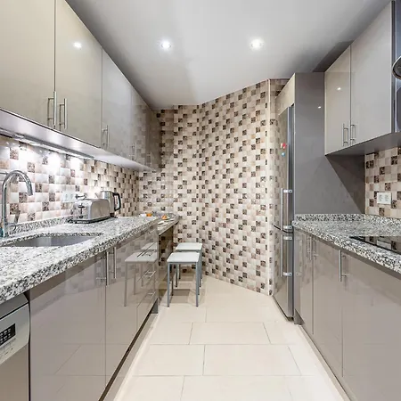 Apartament 797 - Espacioso Piso En El Higueron *